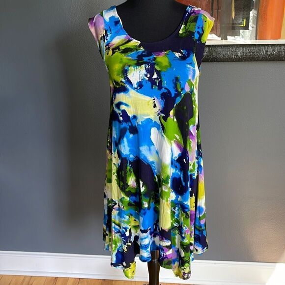 Premise stretch scoop neck cap sleeve sidewalk chalk shark bite hem midi. NWT. S - Picture 1 of 6